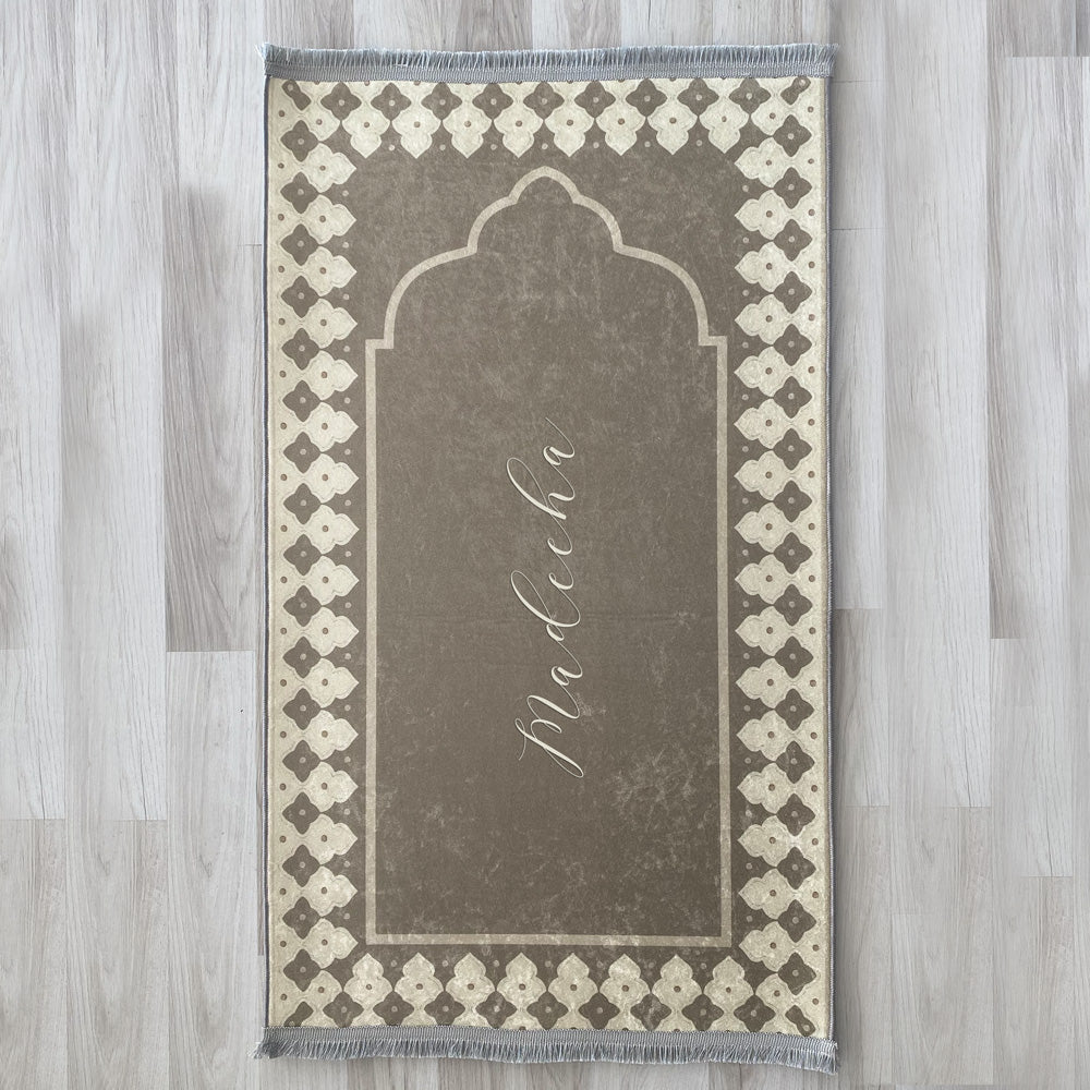 Kişiselleştirilebir Sünger Dolgulu Kaymaz Seccade 802